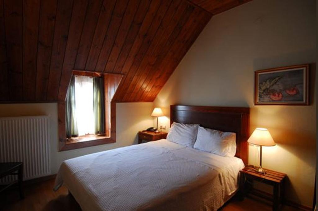Hotel Papanastasiou Elati  Bilik gambar